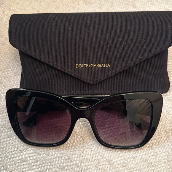 Dolce & Gabbana DG4348 - Picture 6 of 7